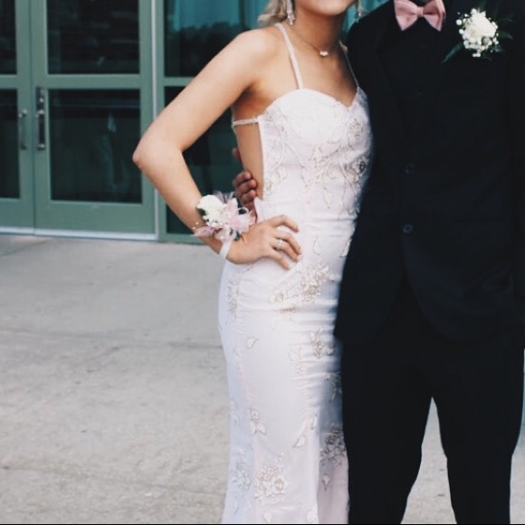 Long light pink glitter flower print dress. - Picture 5 of 6